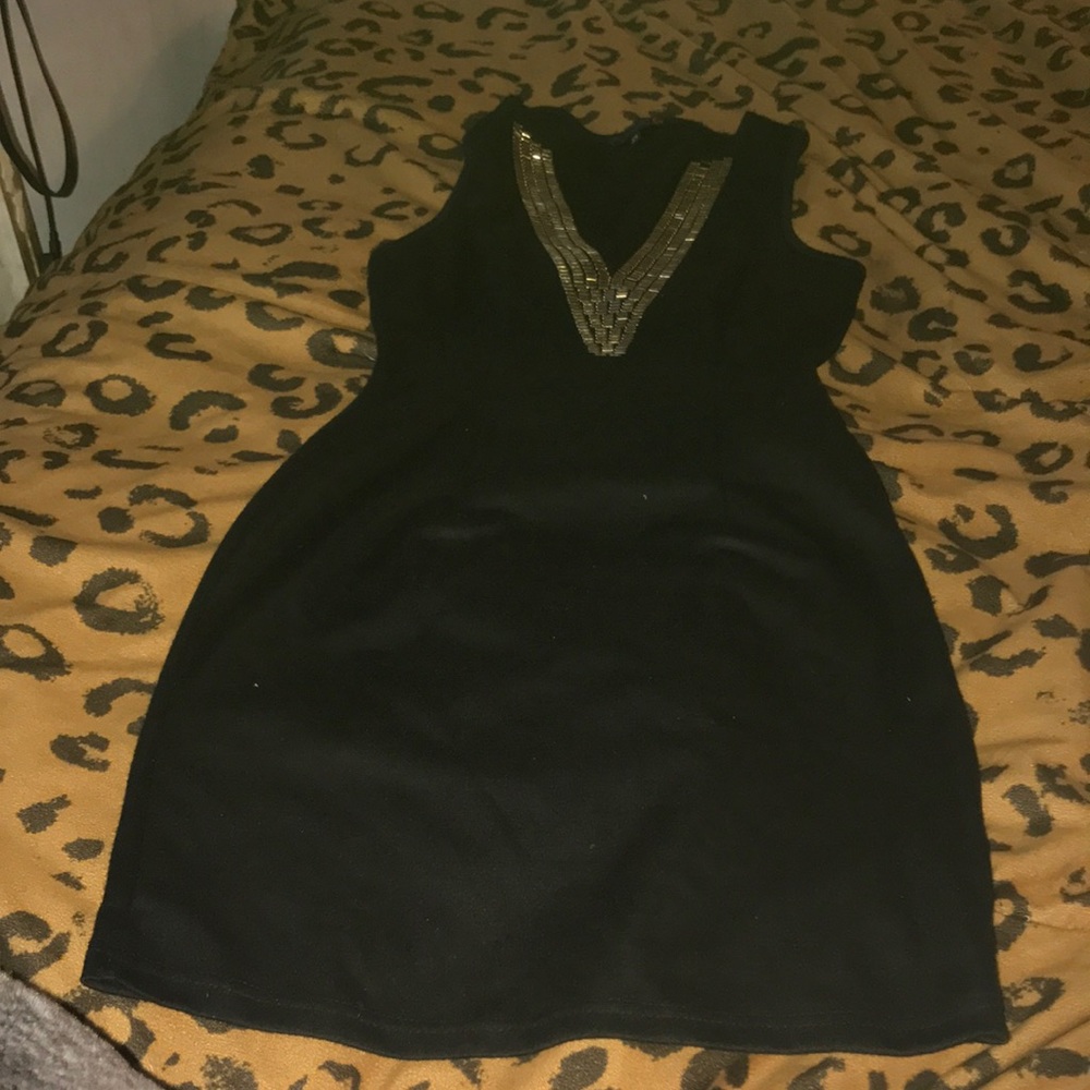BLACK DRESS - Picture 2 of 2